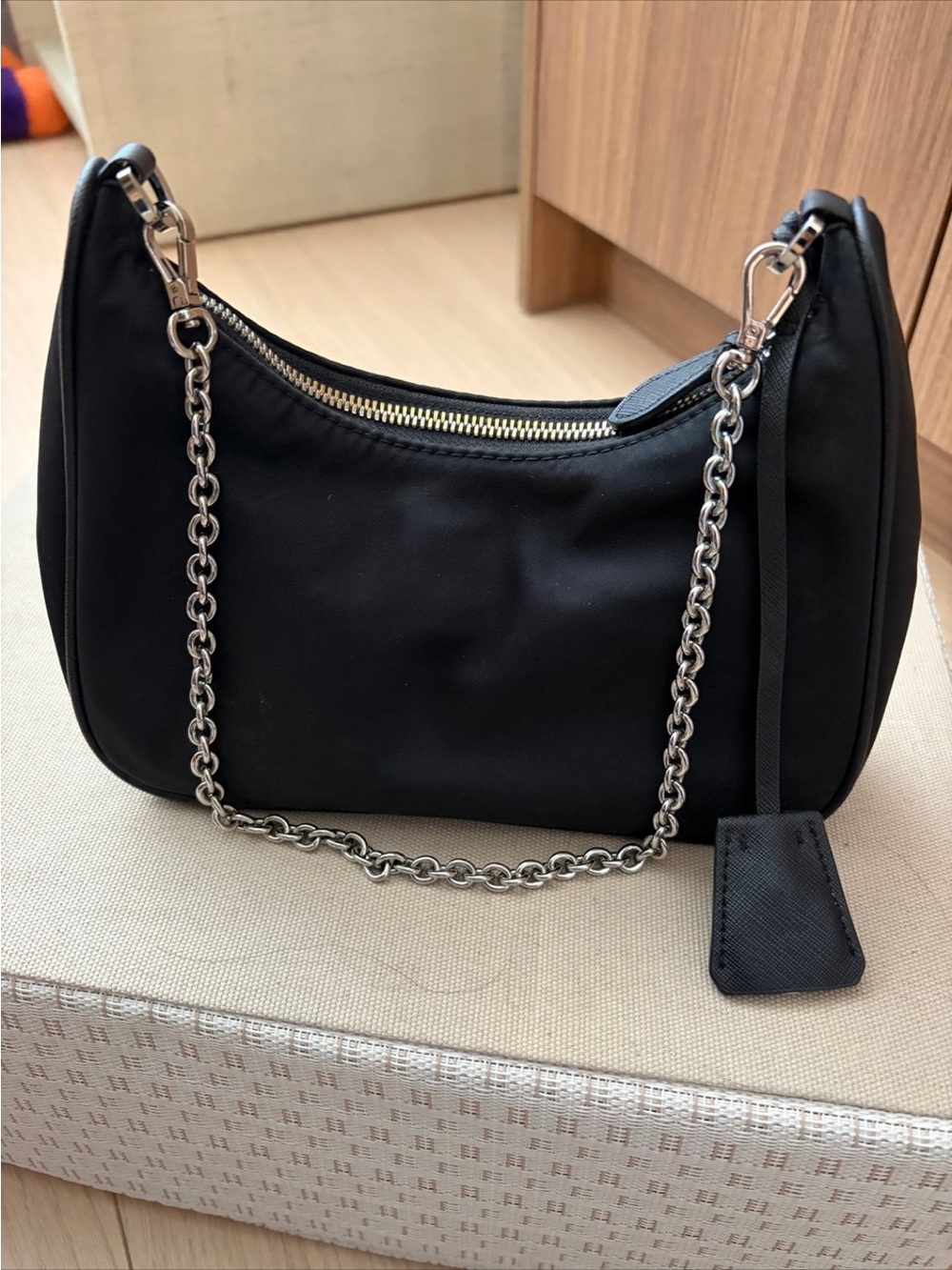 Prada Black Nylon Re-Edition - Picture 3 of 5